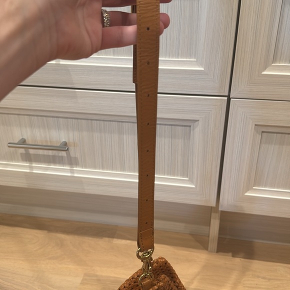 Clare V 
Grande Fanny - Picture 4 of 4